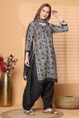 off white & grey cotton blend printed ready to wear patiala salwar suit 4