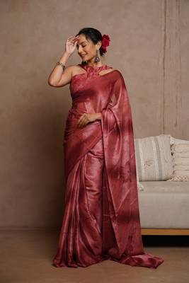 Light maroon chiffon floral print saree with unstitched blouse piece 2