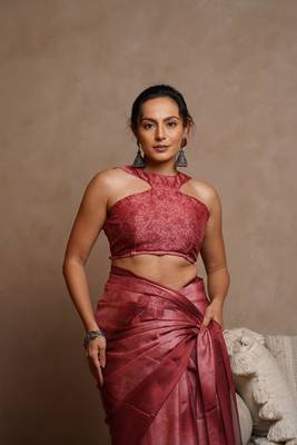 Light maroon chiffon floral print saree with unstitched blouse piece 5