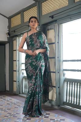 Mehandi chiffon floral print saree with unstitched blouse piece 1