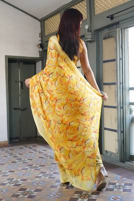 Dusty teal chiffon floral print saree with unstitched blouse piece 4