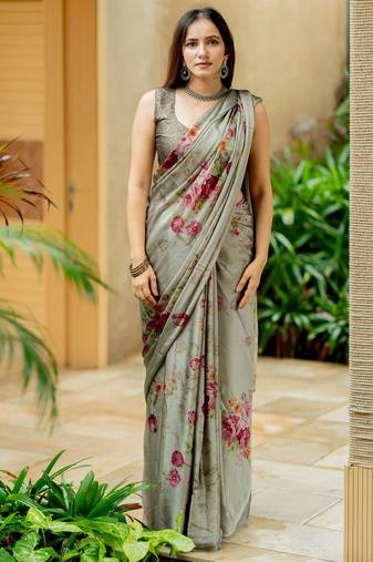 Greyish beige chiffon floral print saree with unstitched blouse piece
