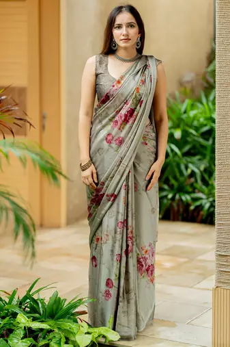 Greyish beige chiffon floral print saree with unstitched blouse piece