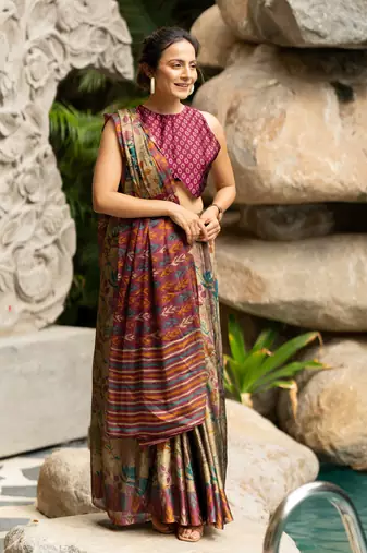 Beige chiffon floral ikkat printed saree with unstitched blouse piece