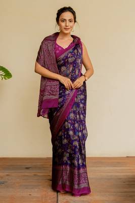 Dark purple chiffon floral kalamkari printed saree with unstitched blouse piece 1