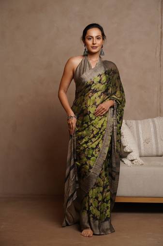 Black chiffon floral printed saree with unstitched blouse piece
