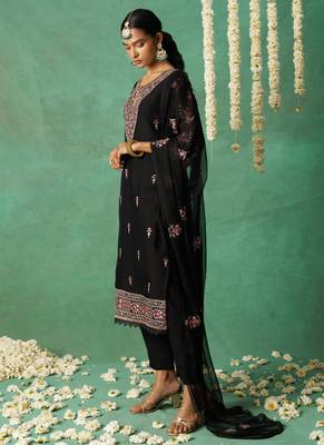 Black pure organza embroidered salwar suit 5