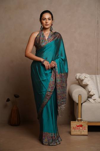 Dark turquoise chiffon solid abstract printed saree with unstitched blouse piece
