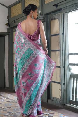 Dusty lavender chiffon floral leaf bagh printed saree with unstitched blouse piece 4