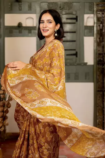 Light brown chiffon floral leaf print bagh saree with unstitched blouse piece