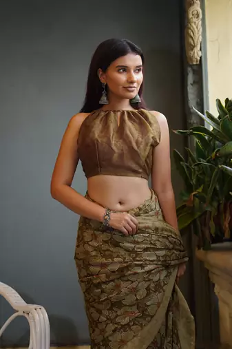 Dark mehandi chiffon floral printed saree with unstitched blouse piece