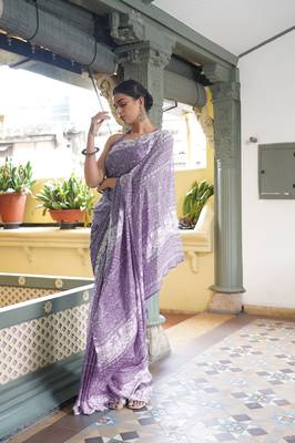 Dusty purple chiffon floral block print saree with unstitched blouse piece 2