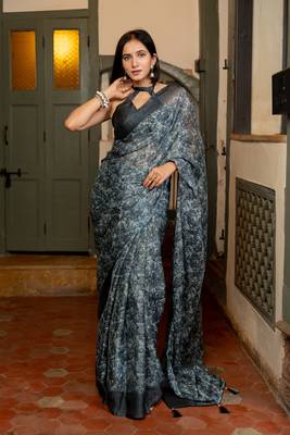 Light grey chiffon floral printed tassels saree with unstitched blouse piece 1