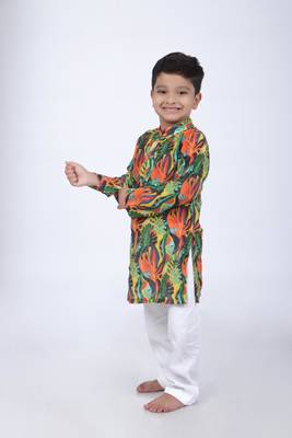 Tropical printed kurta with white pyjama 2