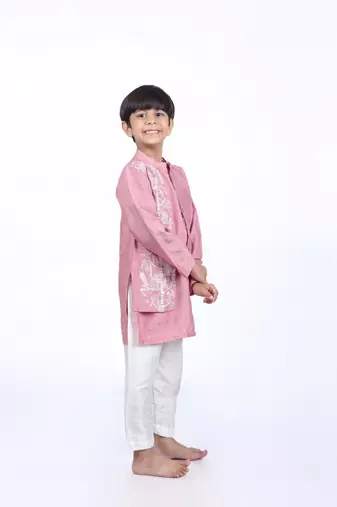 Onion pink thread work embroidery paneled kurta with off white pyjama