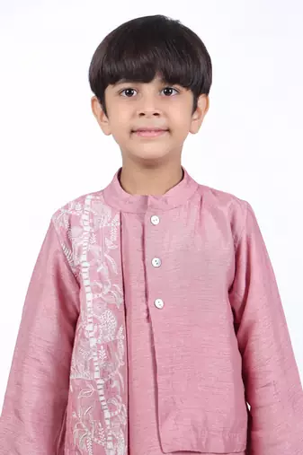 Onion pink thread work embroidery paneled kurta with off white pyjama