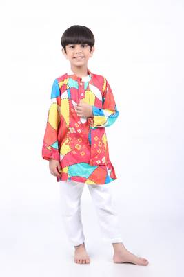 Multicolour abstract print panel kurta with white pyjama 1