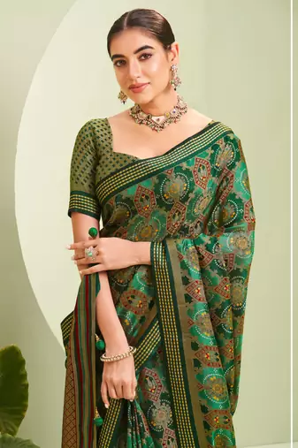 Green woven borser saree girlie looks