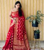 Red wevon jari gimichu silk c partywear saree