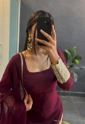 MAROON Faux Blooming with Sequins Embroidered SUIT SET 6
