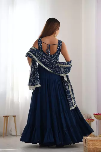 Fox Georgette Fabric Fully Flair Anarkali Gown With Dupatta, Pent