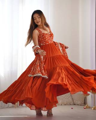 Fox Georgette Fabric Fully Flair Anarkali Gown With Dupatta, Pent 3