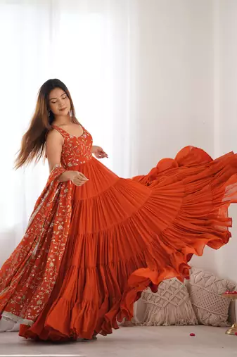 Fox Georgette Fabric Fully Flair Anarkali Gown With Dupatta, Pent