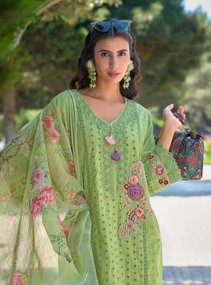 Sarfarish fern schiffli heavy suit set 4
