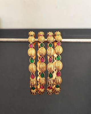 Matte high gold-plated bangle with ruby and emerald stones, indian ethnic design (set of 4) 4