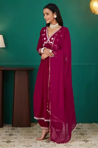 Rajgranth women's faux georgette fabric  embroidered kurta set with dupatta