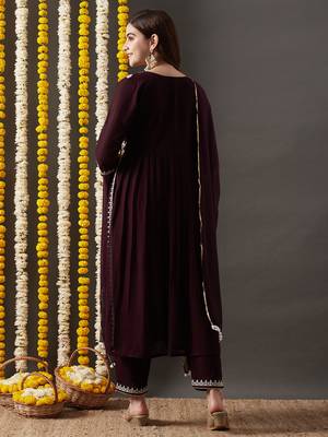 Rajgranth women's faux georgette fabric  embroidered aliya style kurta set with dupatta 2