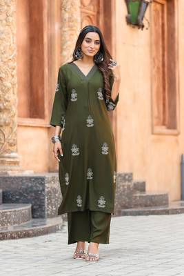 Floral Printed Straight Kurta with Palazzo 1