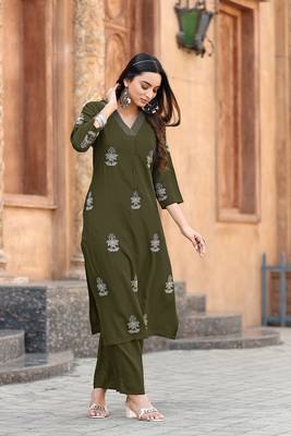 Floral Printed Straight Kurta with Palazzo 3