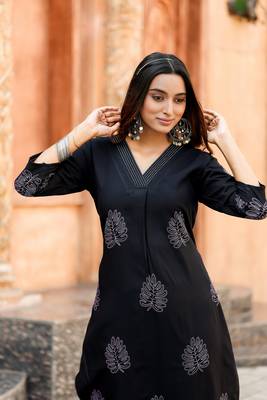 Floral Printed Straight Kurta with Palazzo 5