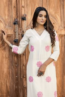 Floral Printed Straight Kurta with Palazzo 6