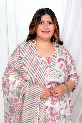  womens plus size cotton light pink scenic birds and leaf floral printed straight pakistani style suit set