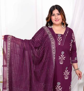  womens plus size cotton fabric purple color kurta with palazzo and dupatta 3