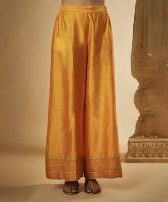 Light orange chanderi silk kurta set 3