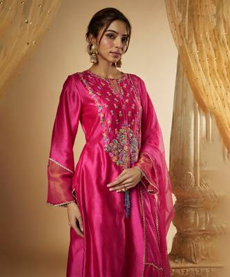 Pink chanderi silk kurta set 2