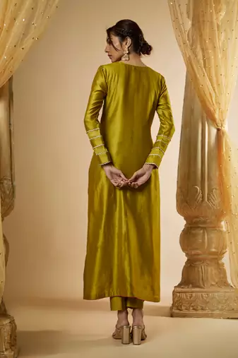 Olive green chanderi silk kurta set