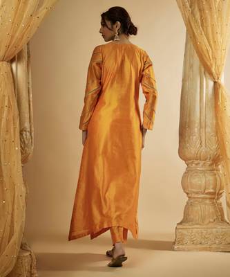 Light orange chanderi silk kurta set 3