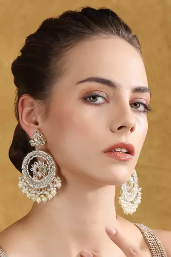 Gold-plated kundan & pearl chandbali earrings