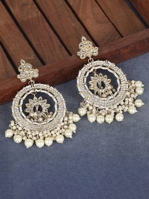 Gold-plated kundan & pearl chandbali earrings 3