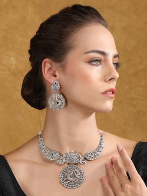 Antique silver peacock necklace set with intricate filigree work 2