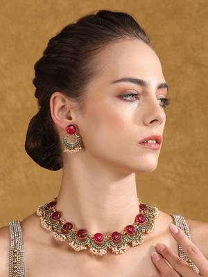 Antique gold-plated carved ruby & green enamel necklace set with pearl drops 2