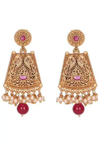 Antique gold-plated temple necklace set with kundan and pearl beads