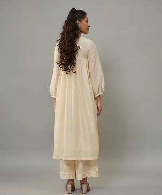 Azura ivory hand woven chanderi suit set with pearl embroidery 3