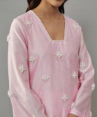 Aylin powder pink hand woven chanderi co-ord set with pearl embroidery 2
