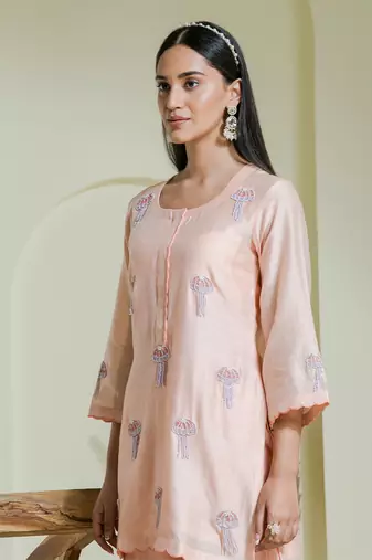 Peach & lilac hand embroidered 2 piece kurta set