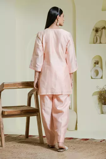 Peach & lilac hand embroidered 2 piece kurta set